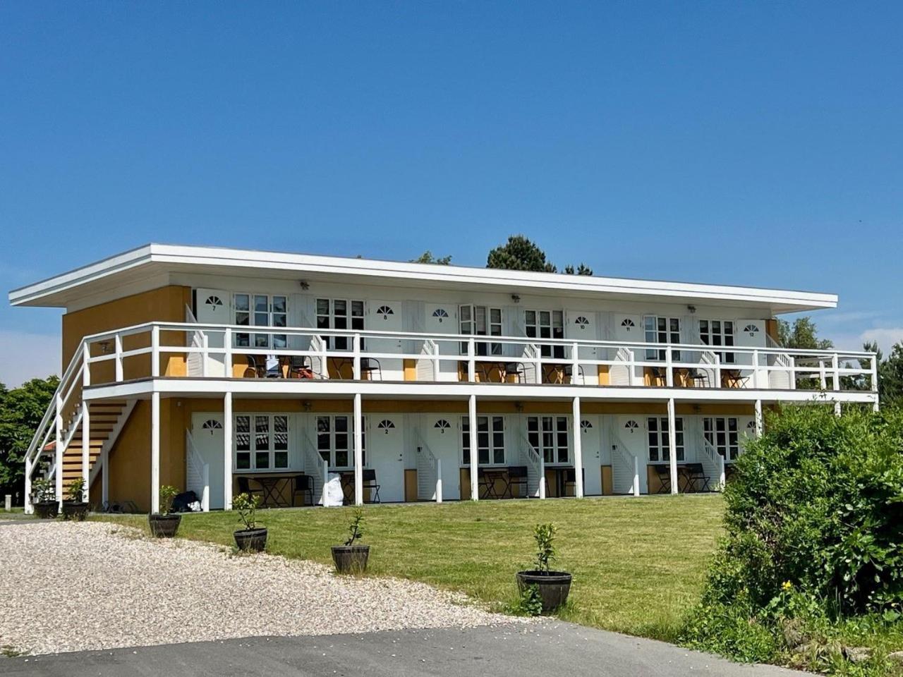Oro Kro & Hotel Exterior foto